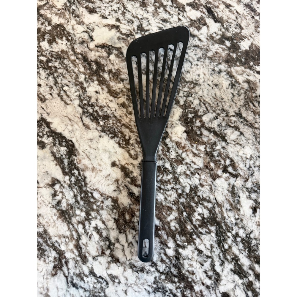 Black Spatula Kitchen Tool Unisex OS Black Good Slotted Nylon Turner